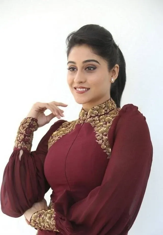 Regina Cassandra Photoshoot In Ponytail Hairstyle